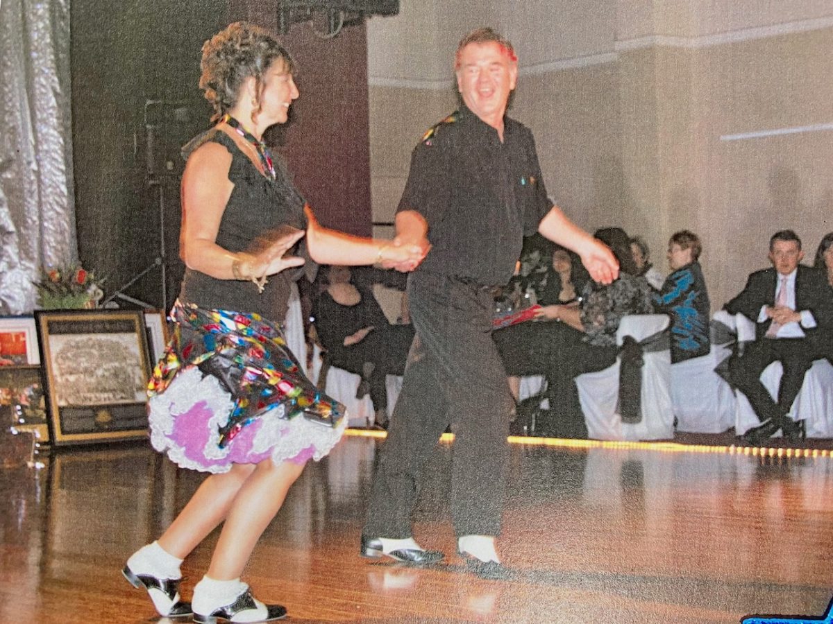 couple dancing