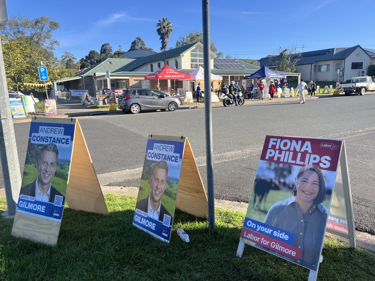 Voting in Batemans Bay.