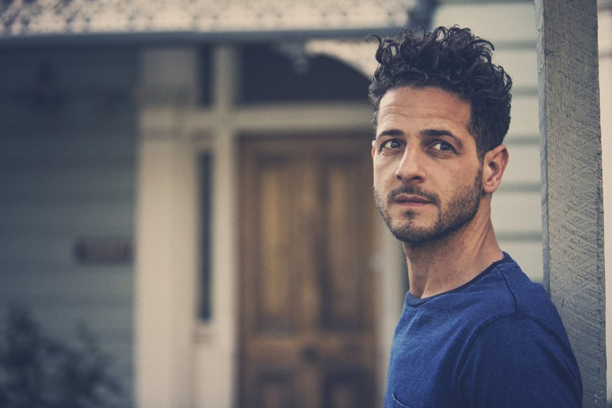 photo of singer LIOR