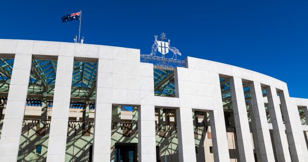 Queanbeyan man accused of threatening two federal parliamentarians