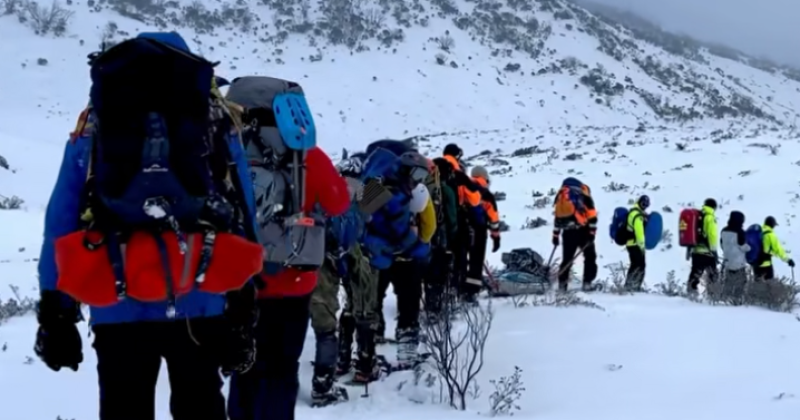 Hikers rescued from blizzard conditions in Kosciuszko National Park