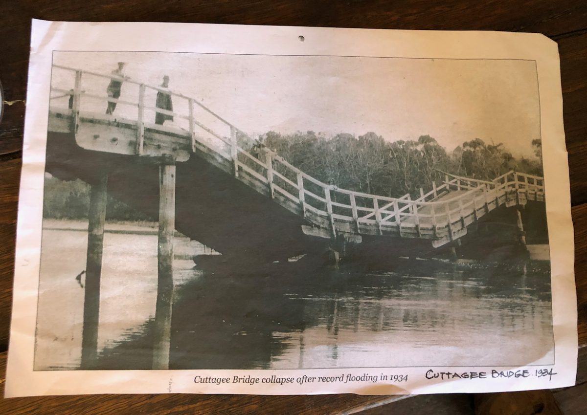 Ken Murtagh spoke about the history of Cuttagee Bridge and has several old photos of it.