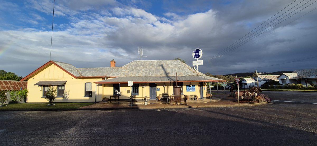 an old one-storey pub