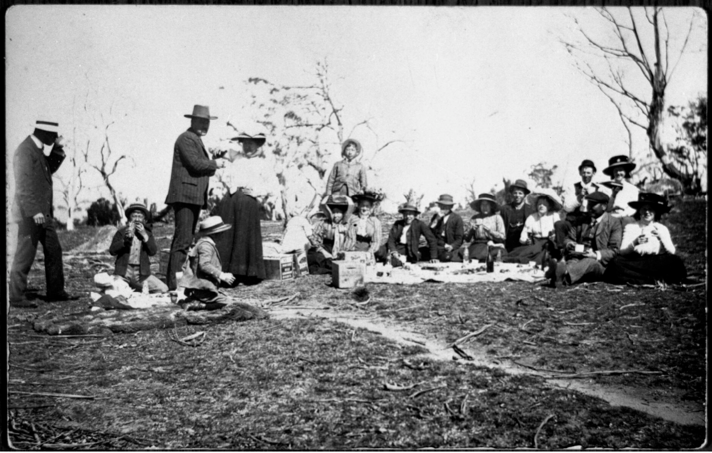 Historical image of a picnic.