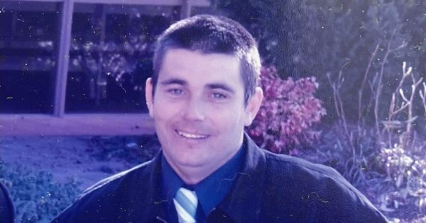 Well-known Tuross artist one of the first to have natural burial at Walawaani Way