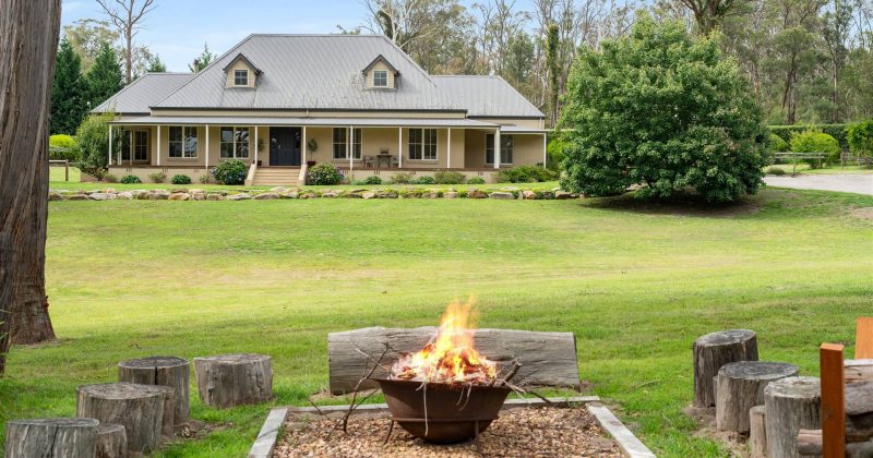 Custom colonial-style home on picturesque Berrima acreage