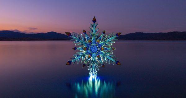 Celebrating 25 years: Festival of sculptures and light transforms Jindabyne foreshore