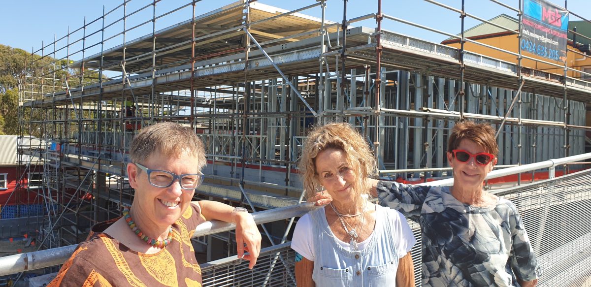 Narooma School of Arts Committee members Barb McConchie, left, president Jenni Bourke and Petti McInnes. 