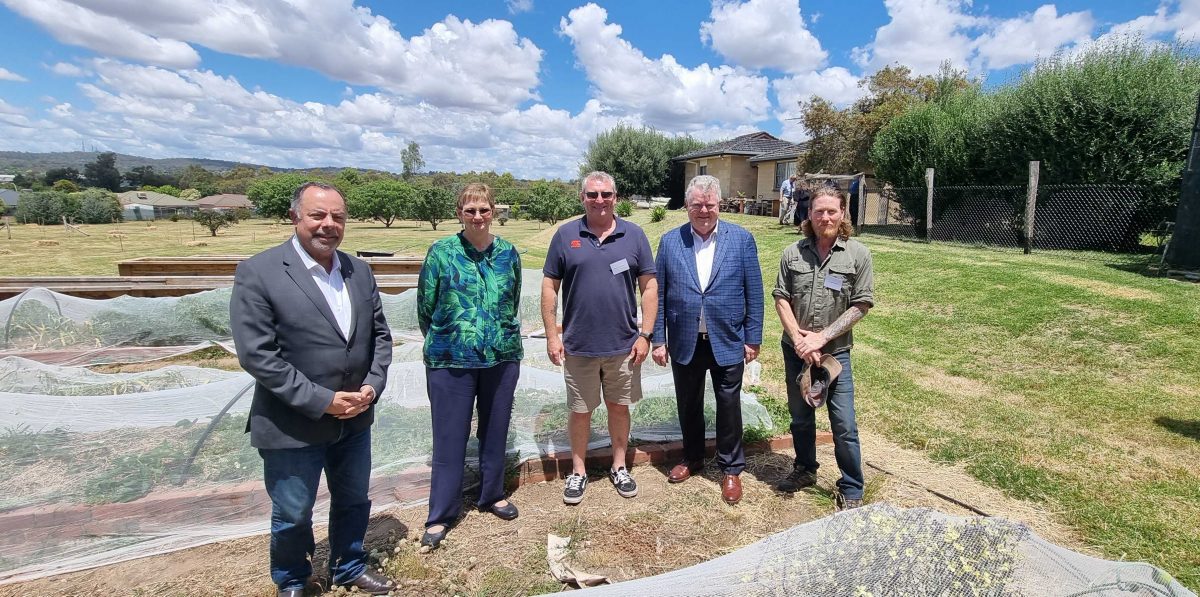 Royal Commission into Veterans Suicide Chair Nick Kaldas, Commissioner Dr Peggy Brown, Defence Shed Wagga Treasurer Bradley Maynard, Commissioner James Douglas and Pro Patria Centre board member Jason Frost