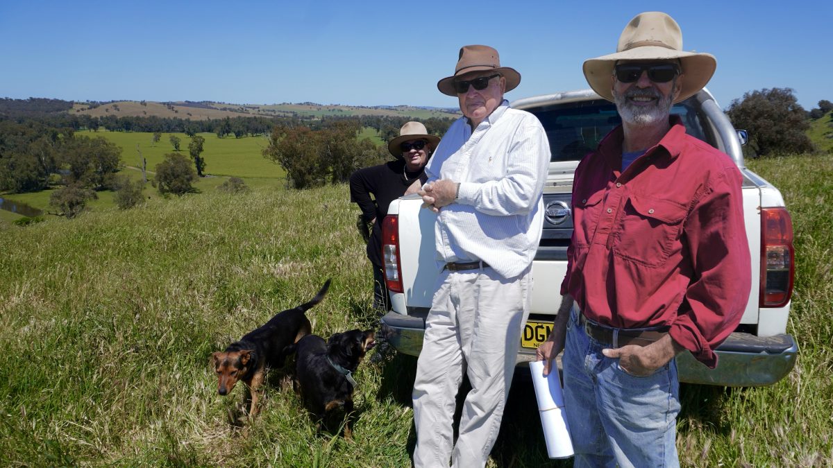 Oura landholder Tom Kelsall (right) with John Blackwell and Deb Paton who are opposed to the location of the abattoir development.