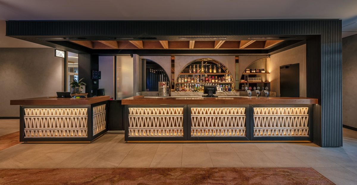 hotel bar
